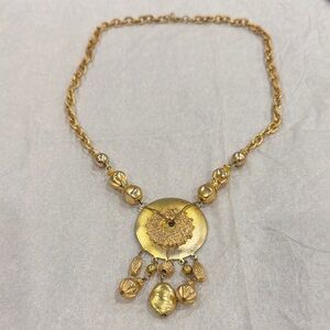 Vintage Casual Corner Elegant Gold Necklace with Pendant
